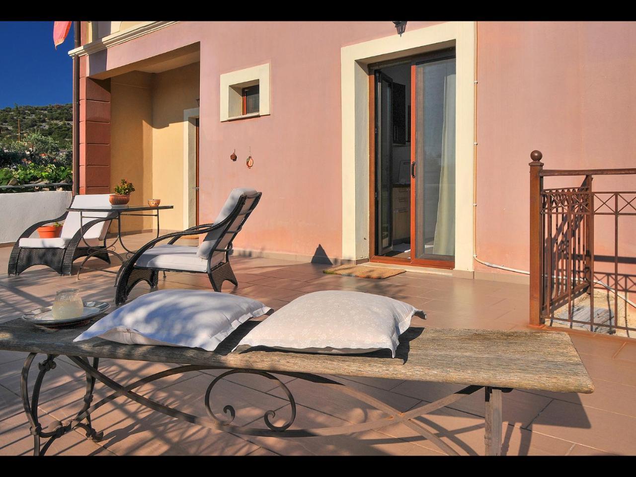 Athanasia'S Apartments Prinos  Exterior photo